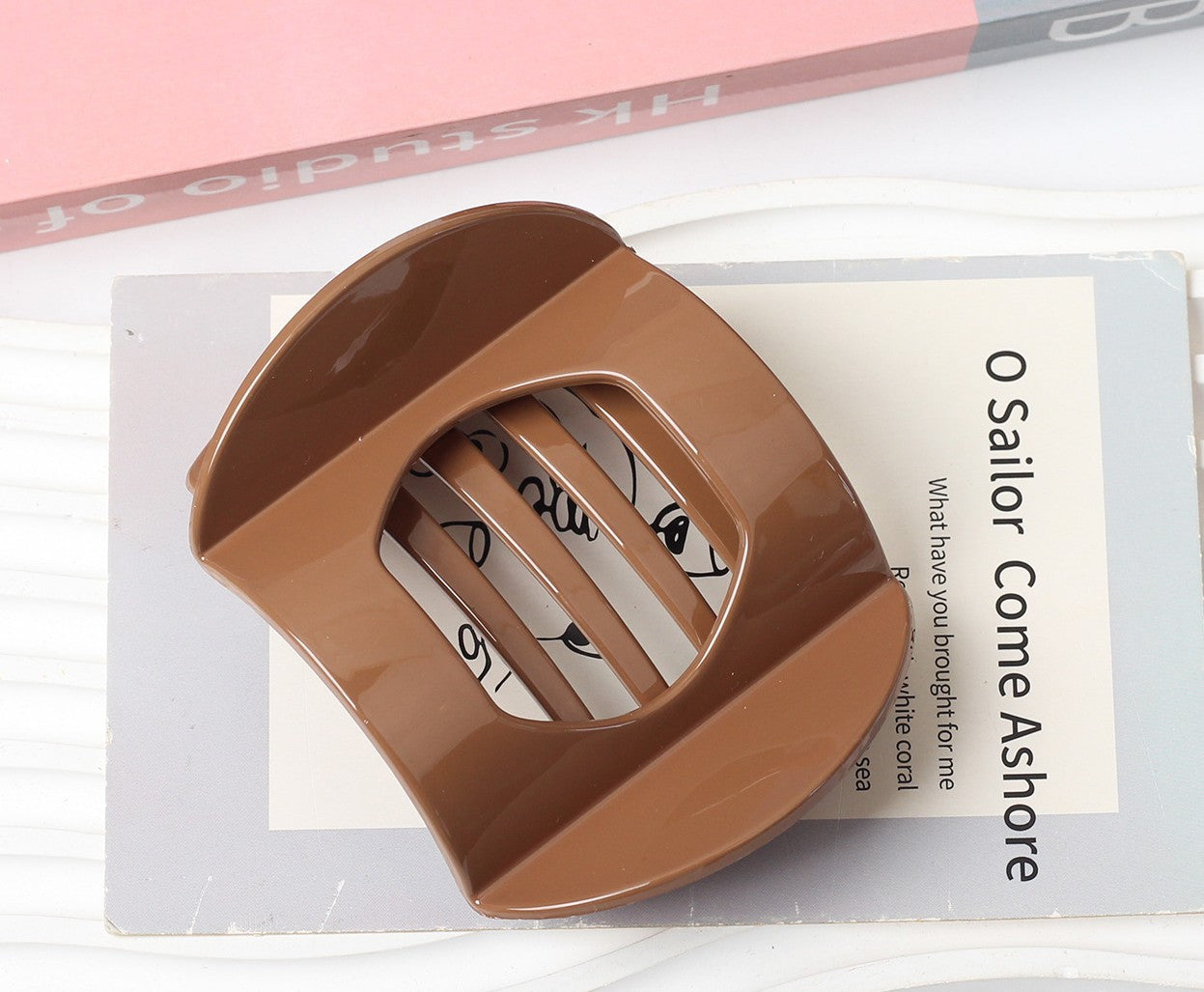 Flat hair claw
