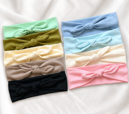 Knitted headband with bow