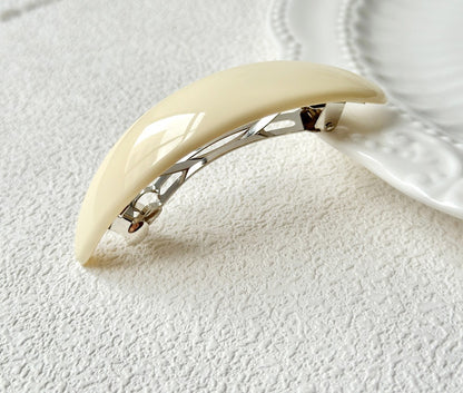 Oval acrylic hair barrette