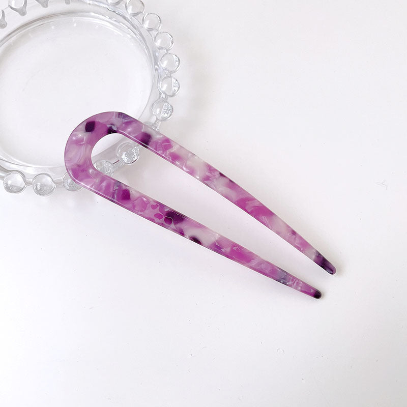 Small resin hair fork