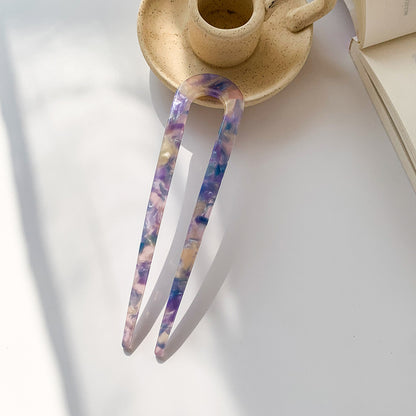 Small resin hair fork