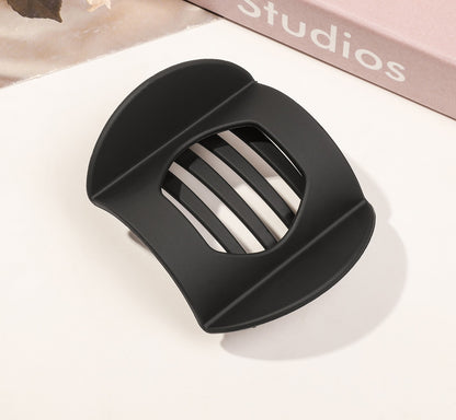 Flat hair claw