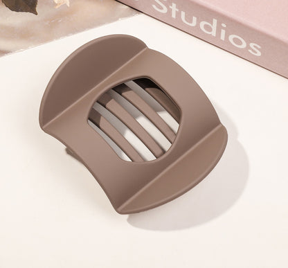Flat hair claw
