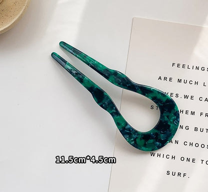 Large resin wavy hair fork