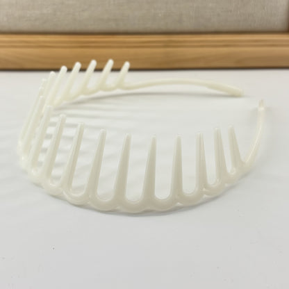 Acrylic headband with long teeth