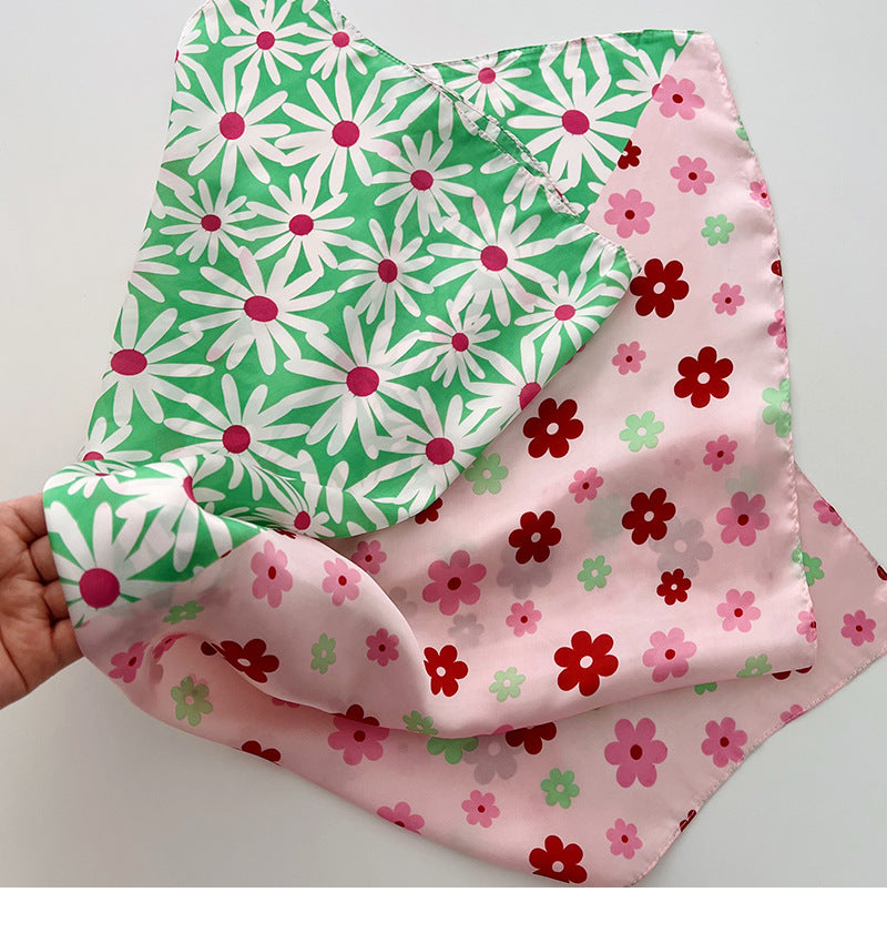 Mixed flowers square scarf