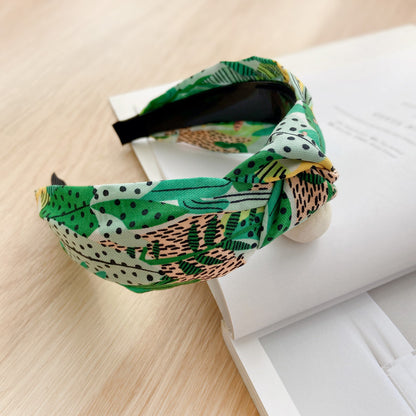 Green jungle prints knotted headband