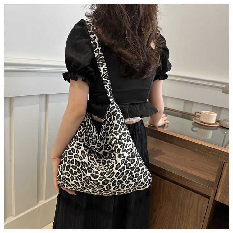 Leopard print corduroy one handle bag