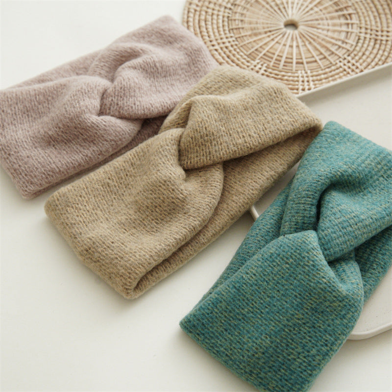 Twist front soft knitted headband