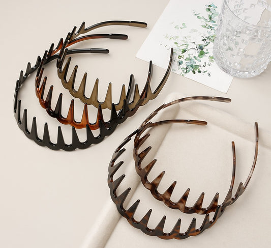 Resin headband with long teeth