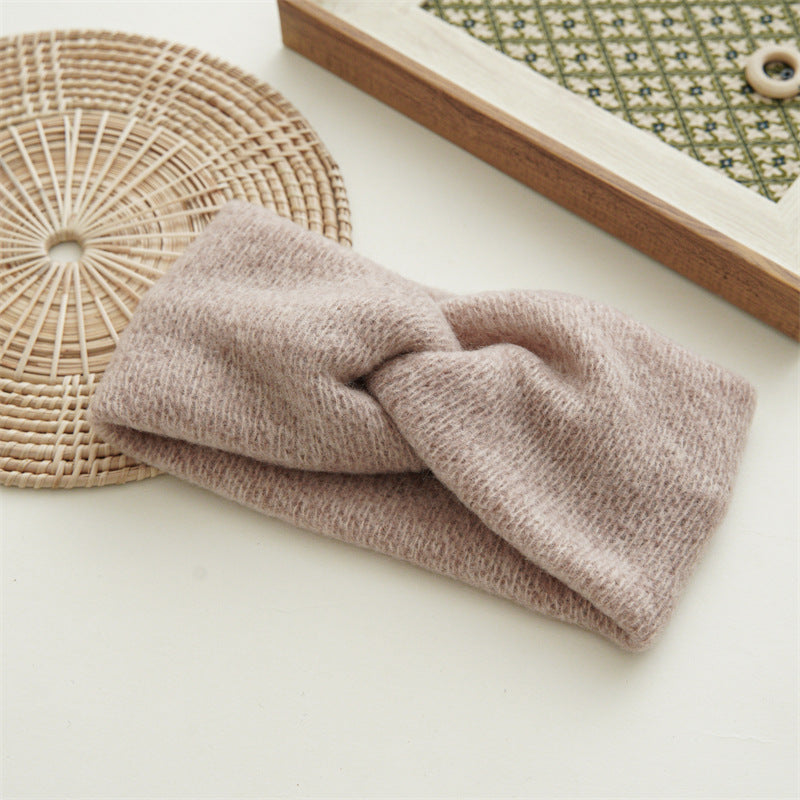 Twist front soft knitted headband