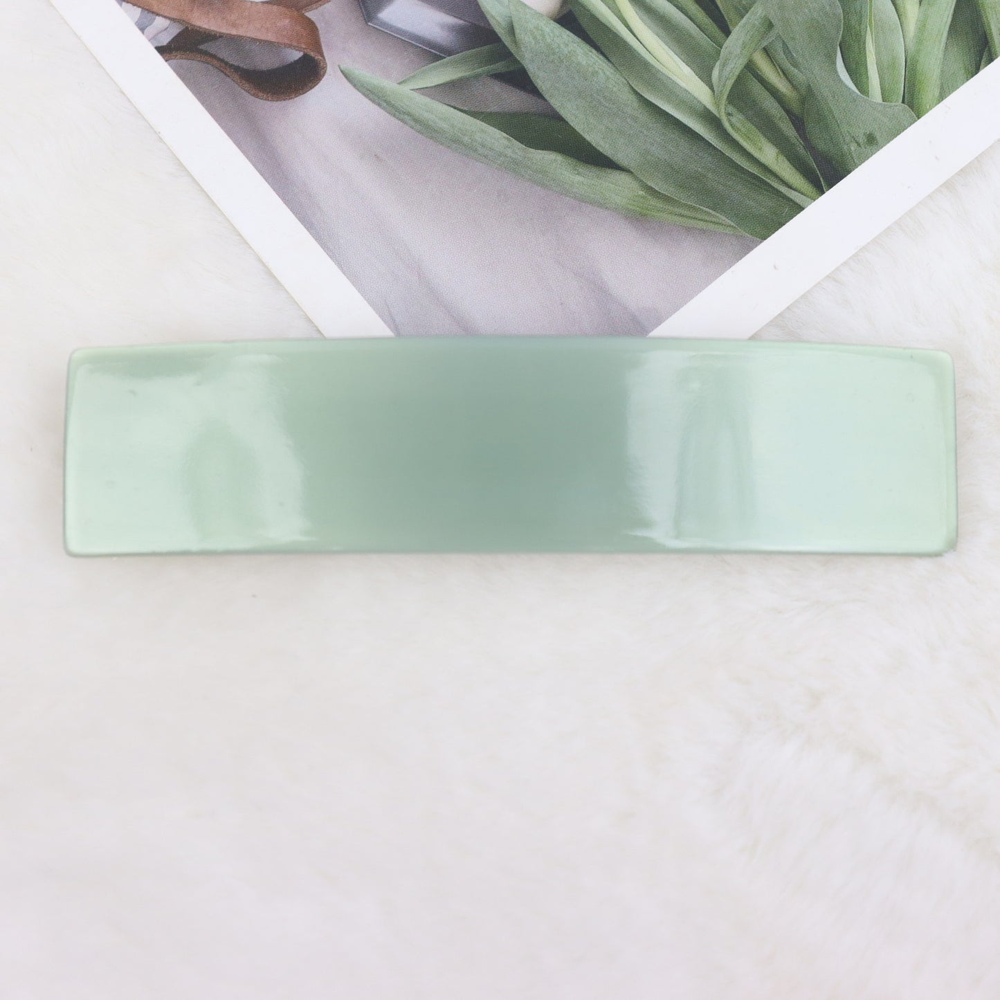 Large resin hair barrette