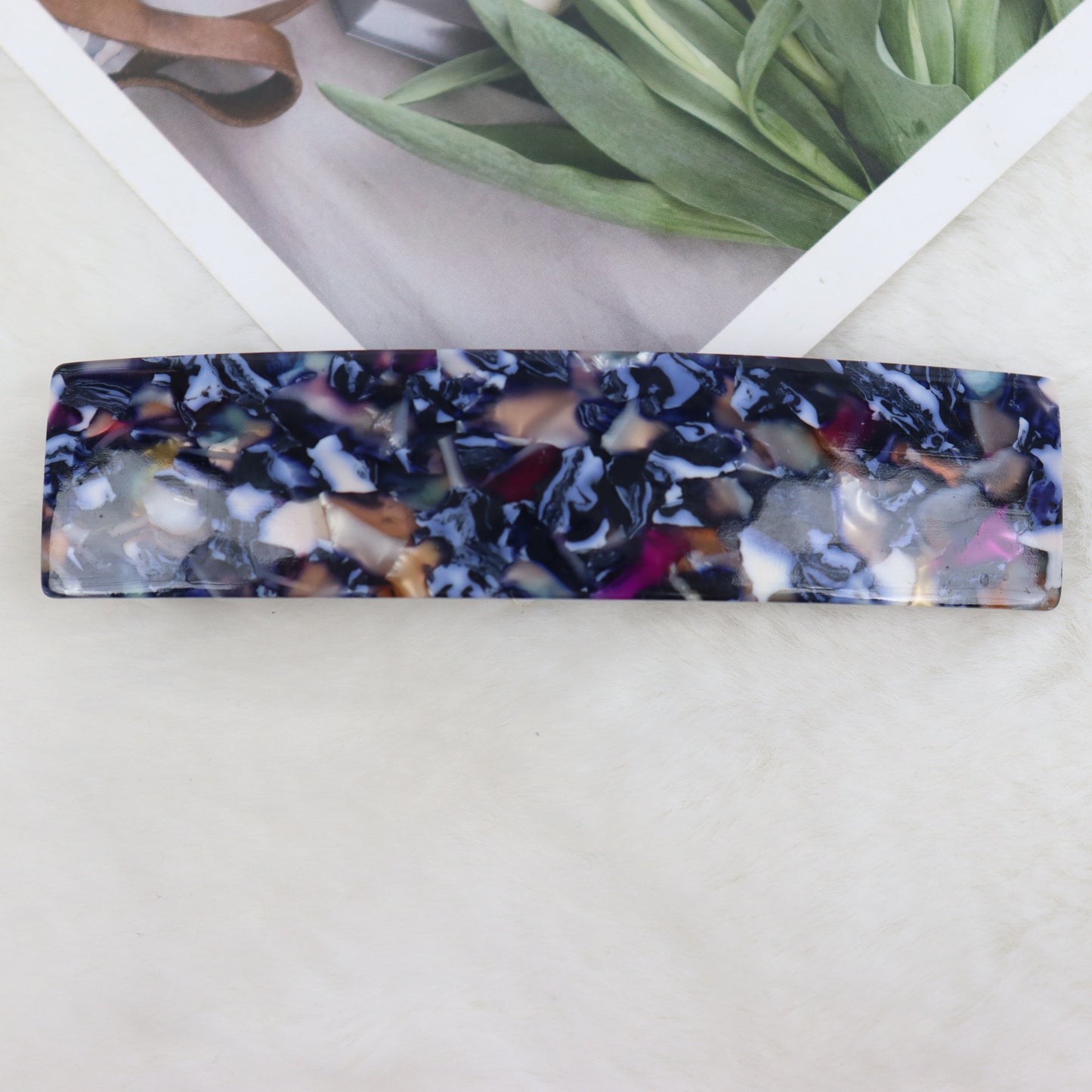 Large resin hair barrette