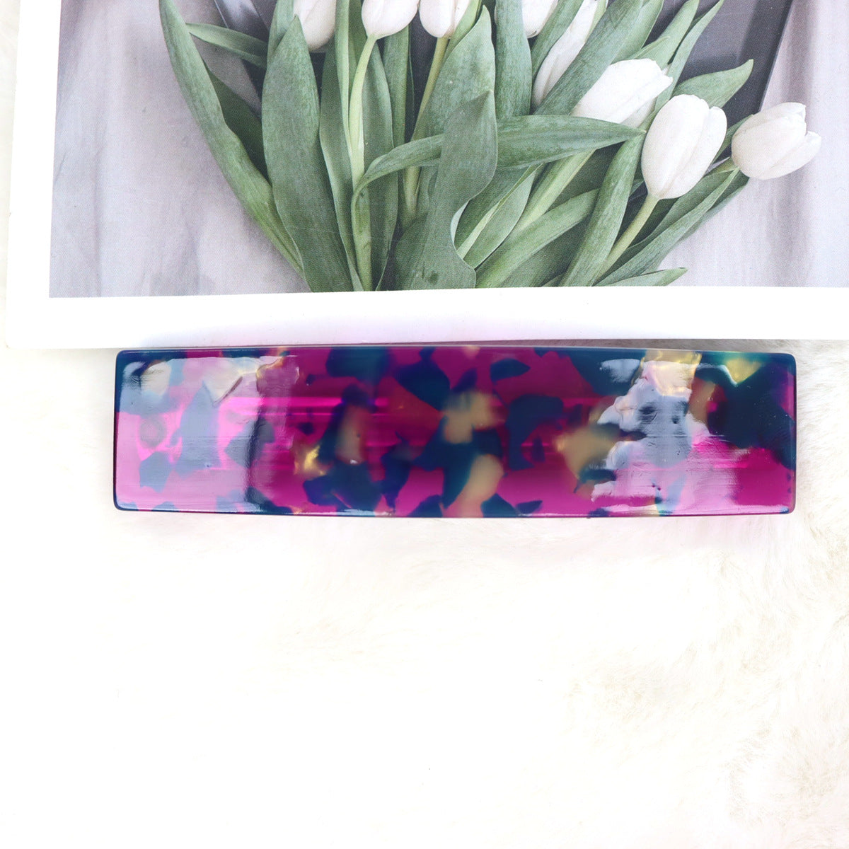 Large resin hair barrette