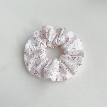 3-pack knitted floral scrunchies