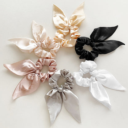 Satin scrunchies with bow
