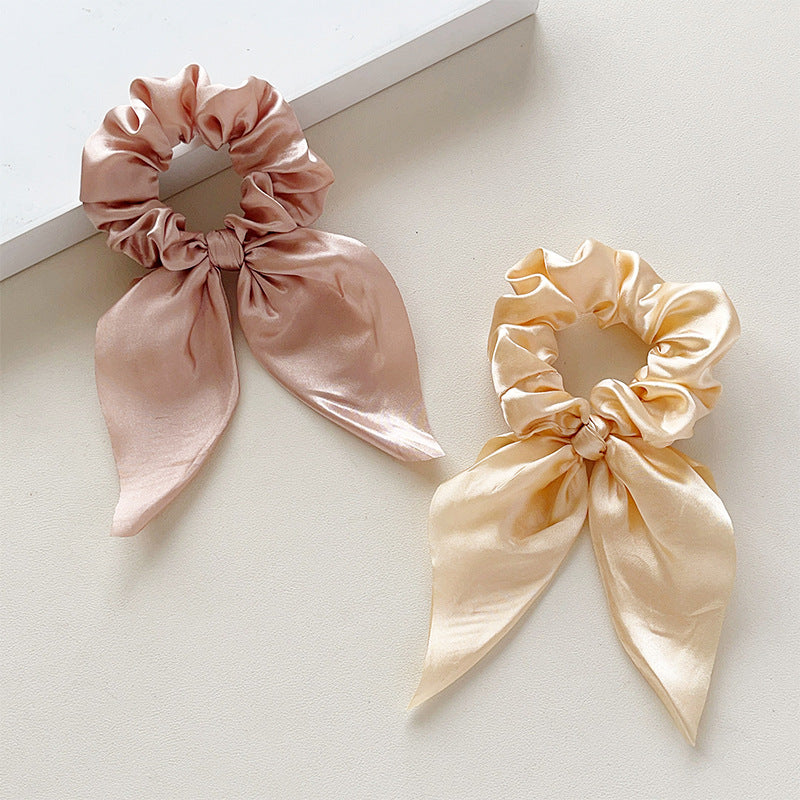 Satin scrunchies with bow