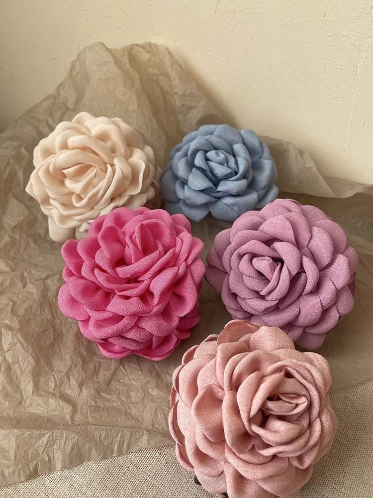 Large fabric roses hair claw