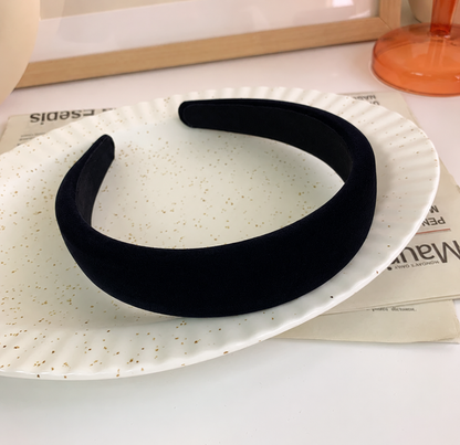Thinly padded velvet headband