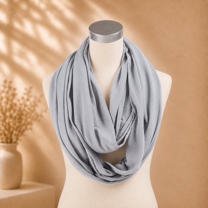 Seamless infinity scarf