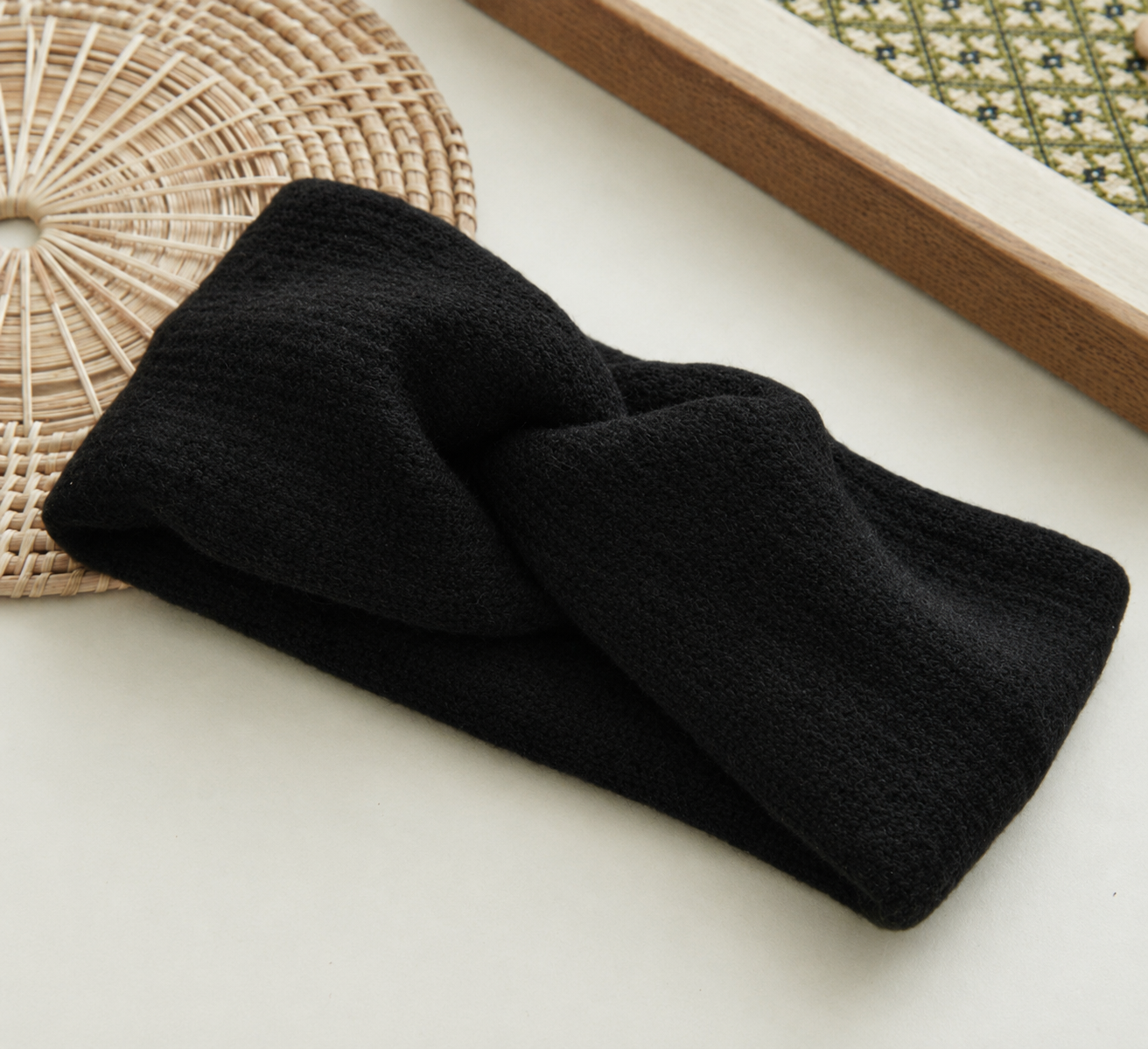 Twist front soft knitted headband