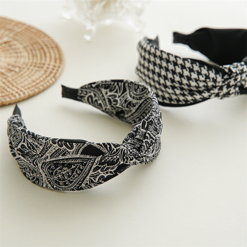 Black white paisley print headband