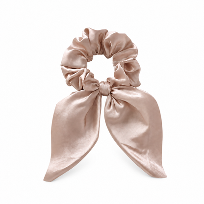 Satin scrunchies with bow