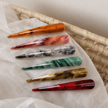Cloudy pattern large resin Ibis clip
