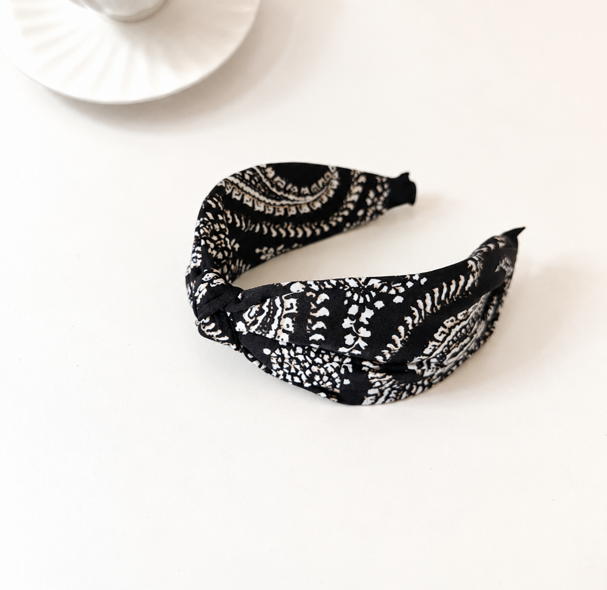 Paisley floral knotted headband