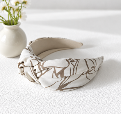 Beige floral knotted headband