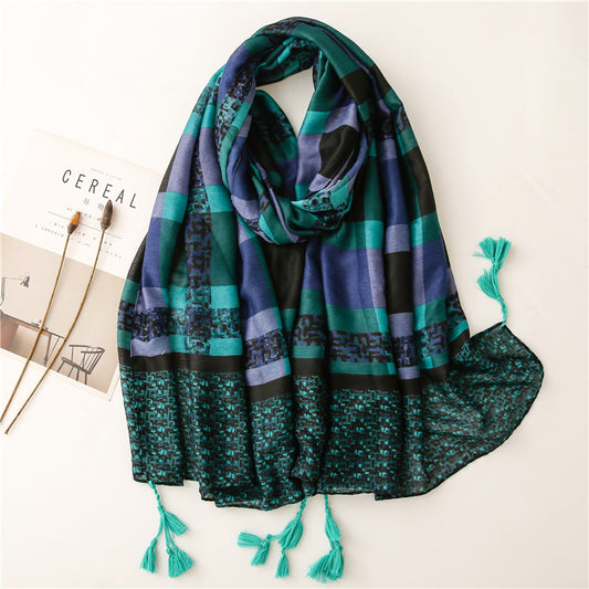 Mixed black green checks patterned scarf with tassels