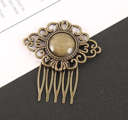 Bronze hair comb