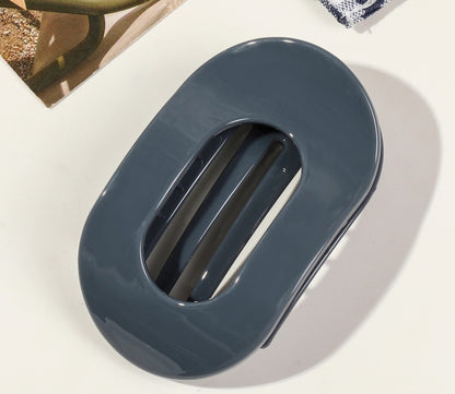Oval flat hair claw