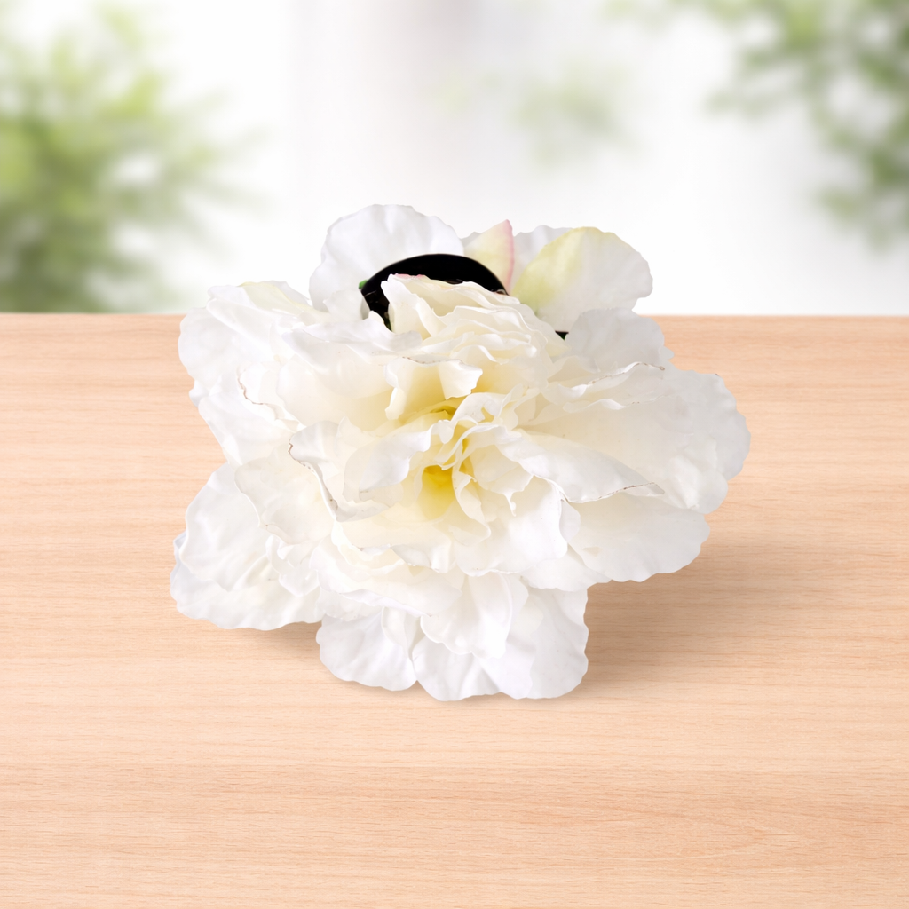 Flower hair claw