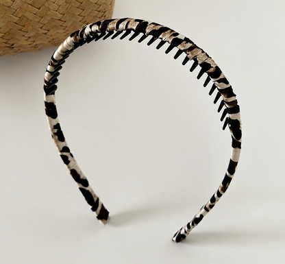 Leopard print ruched headband with teeth