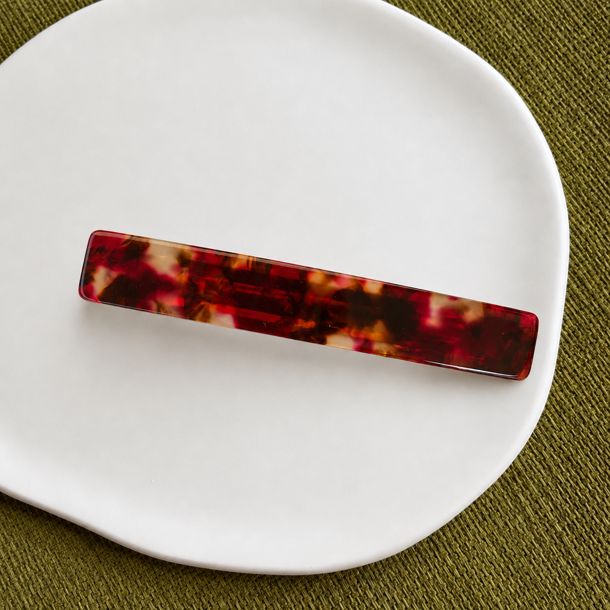Small resin hair barrette