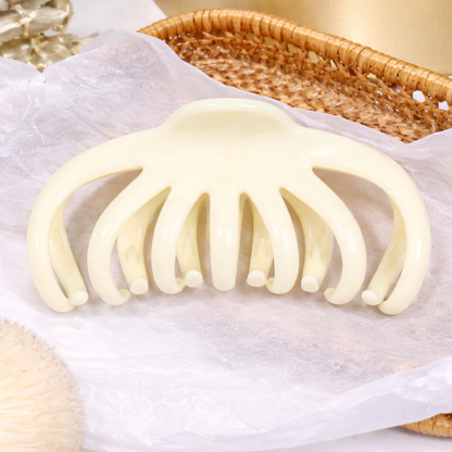 Hair claw