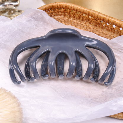 Hair claw