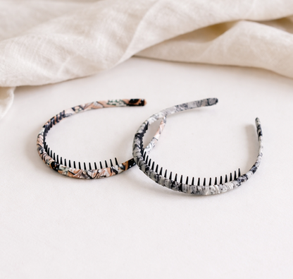 Ruched headband with teeth