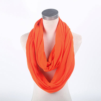 Seamless infinity scarf