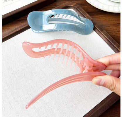 Large acrylic Ibis claw with teeth