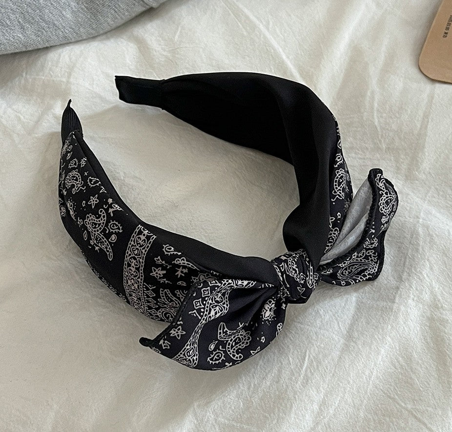 Paisley print black headband with bow