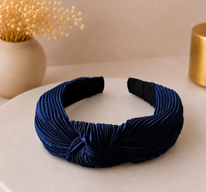 Pleated knotted headband