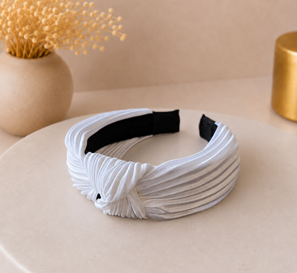 Pleated knotted headband
