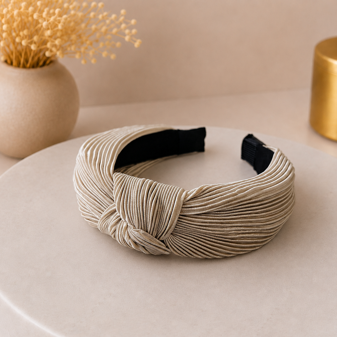 Pleated knotted headband