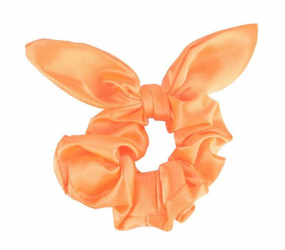 Satin scrunchies with bow