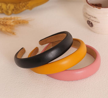 2.5cm wide thinly padded leather headband