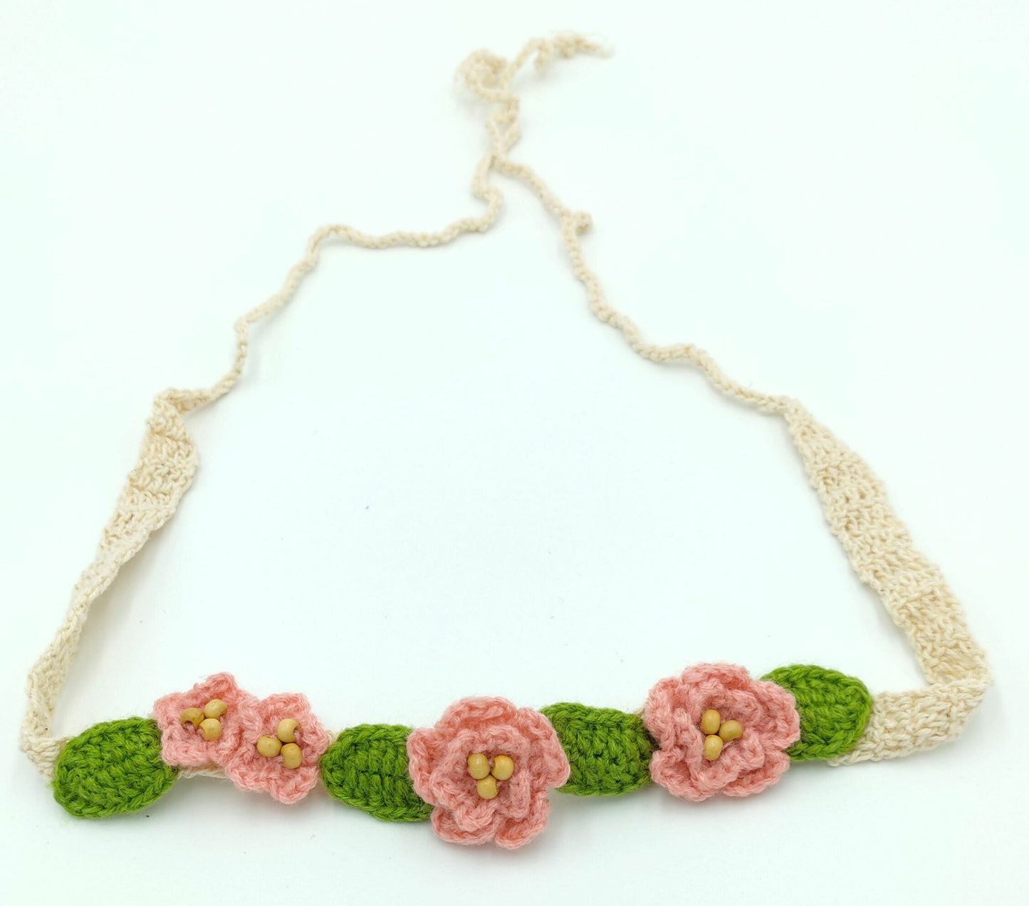 Crochet headband with flowers