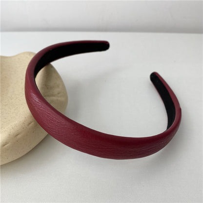 2cm-wide thinly padded leather headband