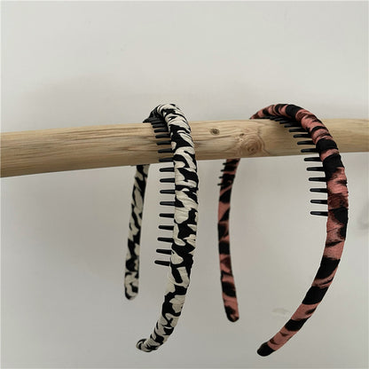 Leopard prints ruched headband with teeth